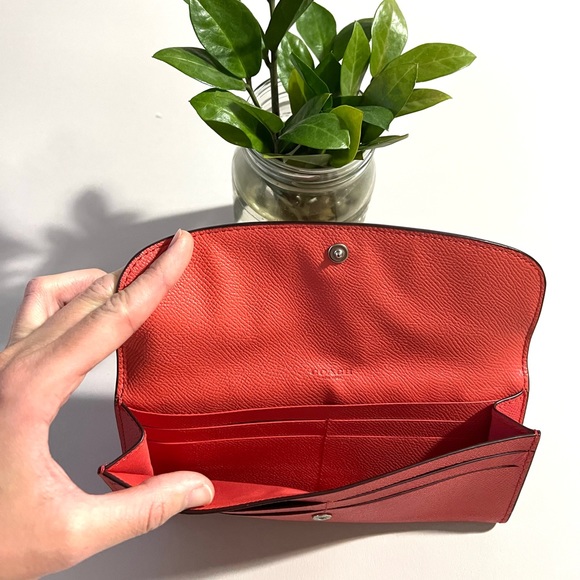 @Coach Purse - Picture 4 of 4